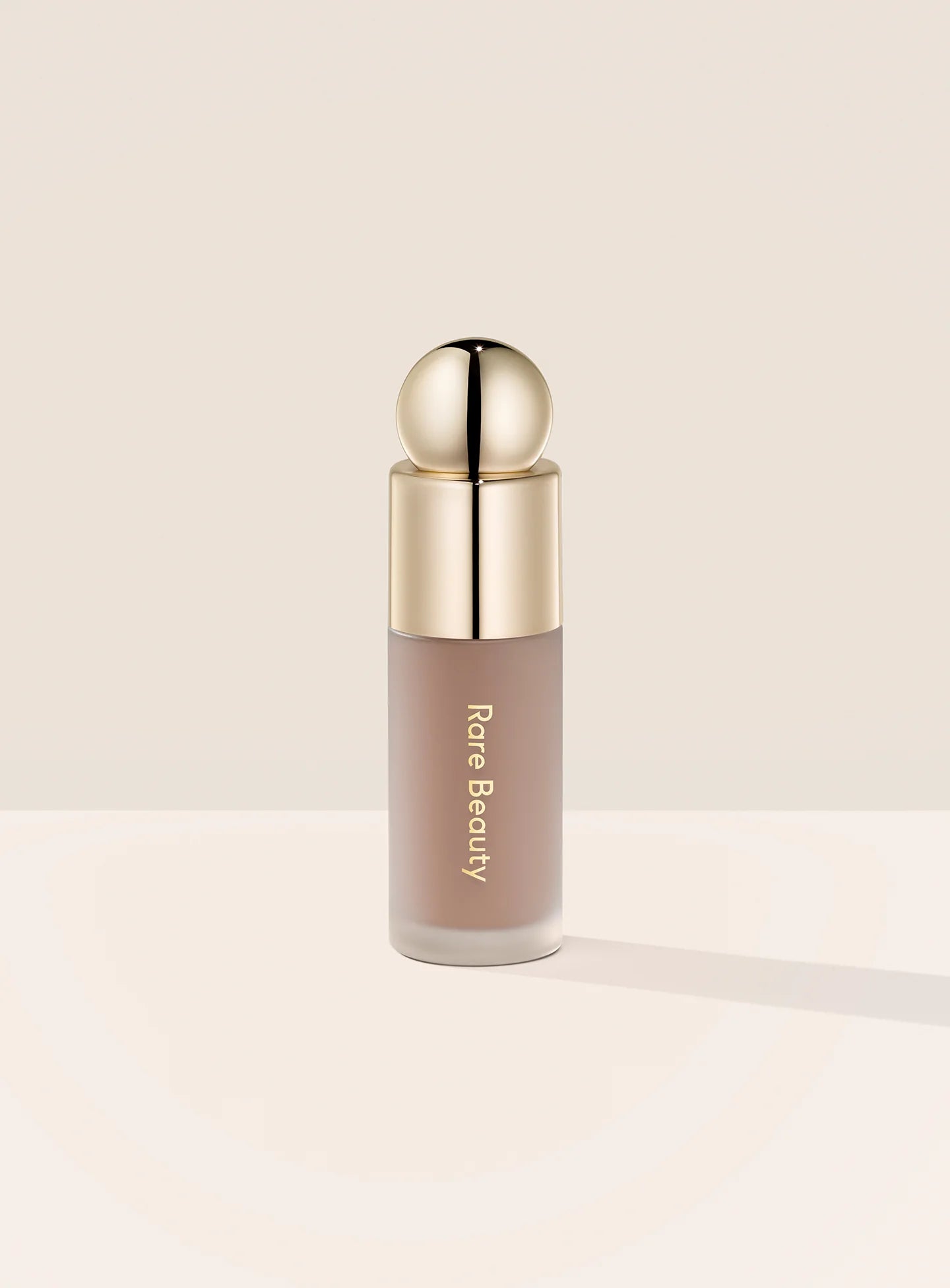 Rare beauty - liquid contour shade solace
