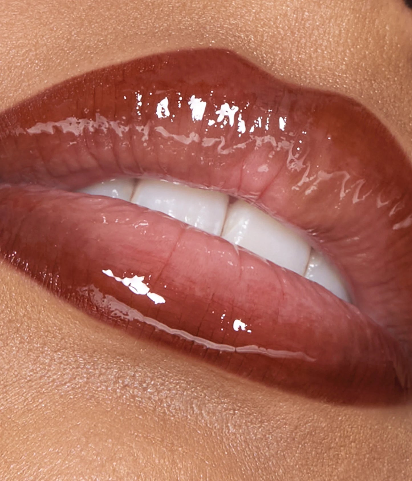 Huda beauty - Make out sesh Rosy nudes